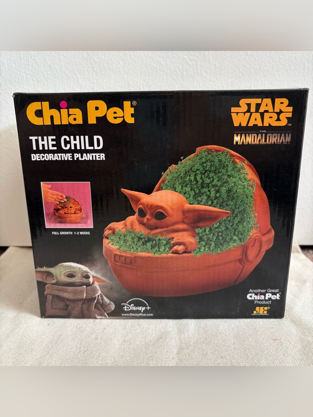 Chia Pet Star Wars Mandalorian The Child Small Terracotta Planter Boxed SEE DATE